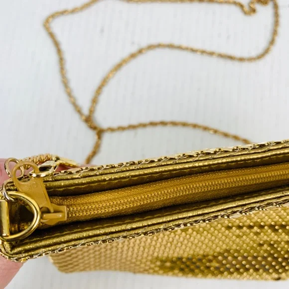 Vintage Gold Mesh Metallic Small Shoulder Bag Evening 70's 80's Disco Glam Prom - Picture 6 of 11